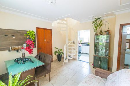 Apartamento à venda com 110m², 2 quartos e 1 vagaSala