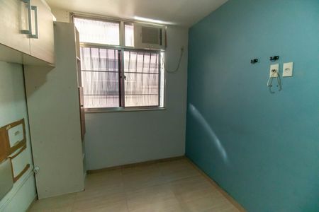 Quarto 2 de apartamento para alugar com 2 quartos, 56m² em Cubango, Niterói