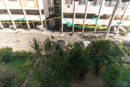 Vista do Quarto 1 de apartamento para alugar com 2 quartos, 56m² em Cubango, Niterói