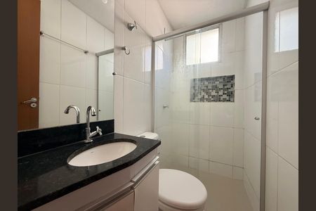 Banheiro de apartamento à venda com 2 quartos, 90m² em Manacás, Belo Horizonte
