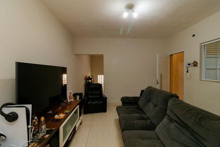 Casa para alugar com 5 quartos, 375m² em Jardim Recanto Verde, São Paulo