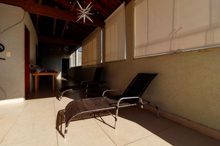 Casa para alugar com 375m², 5 quartos e 2 vagas Casa para alugar com 375m², 5 quartos e 2 vagasÁrea de lazer