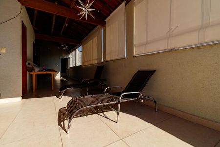 Casa para alugar com 375m², 5 quartos e 2 vagas Casa para alugar com 375m², 5 quartos e 2 vagasÁrea de lazer