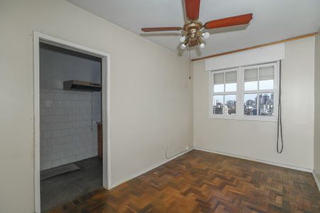 Sala de apartamento à venda com 2 quartos, 55m² em Petrópolis, Porto Alegre