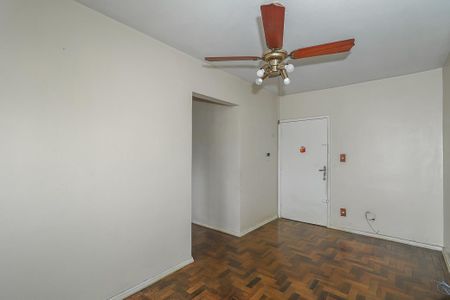 Sala de apartamento à venda com 2 quartos, 55m² em Petrópolis, Porto Alegre