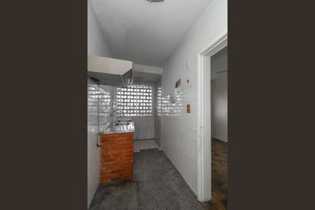 Cozinha de apartamento à venda com 2 quartos, 55m² em Petrópolis, Porto Alegre