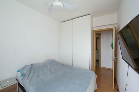 Apartamento à venda com 85m², 3 quartos e 2 vagas Apartamento à venda com 85m², 3 quartos e 2 vagasQuarto 2