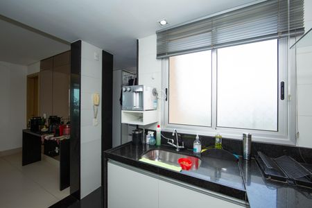 Apartamento à venda com 85m², 3 quartos e 2 vagas Apartamento à venda com 85m², 3 quartos e 2 vagasCozinha