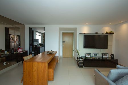 Apartamento à venda com 85m², 3 quartos e 2 vagas Apartamento à venda com 85m², 3 quartos e 2 vagasSala