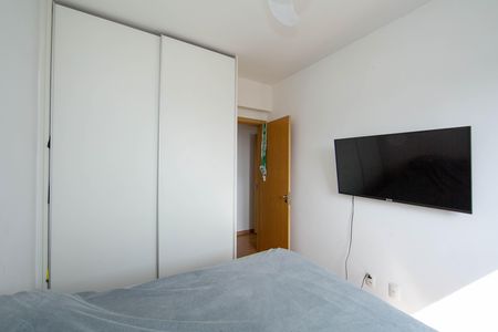 Apartamento à venda com 85m², 3 quartos e 2 vagas Apartamento à venda com 85m², 3 quartos e 2 vagasQuarto 2