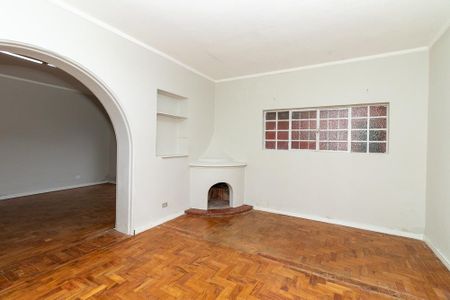Casa para alugar com 300m², 4 quartos e 1 vagaSala 2 ambientes