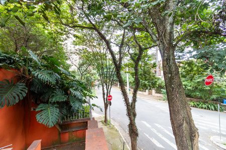 Casa para alugar com 300m², 4 quartos e 1 vagaQuintal - vista