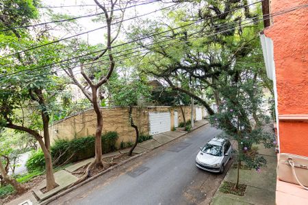 Casa para alugar com 300m², 4 quartos e 1 vagaQuintal - vista
