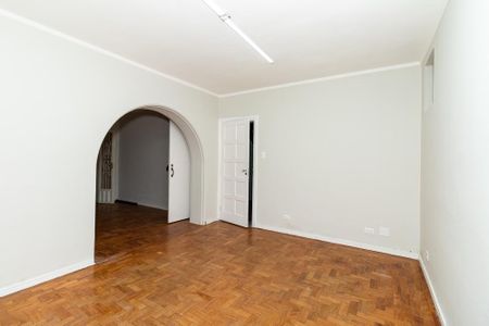 Sala 2 ambientes de casa para alugar com 3 quartos, 300m² em Pacaembu, São Paulo