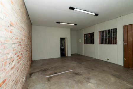 Casa para alugar com 300m², 4 quartos e 1 vagaEdícula