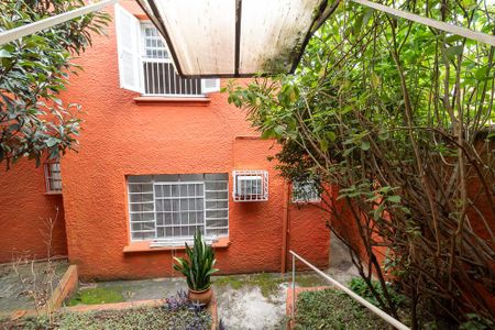 Casa para alugar com 300m², 4 quartos e 1 vagaEdícula - Quintal