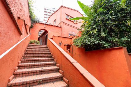 Casa para alugar com 300m², 4 quartos e 1 vagaQuintal - vista