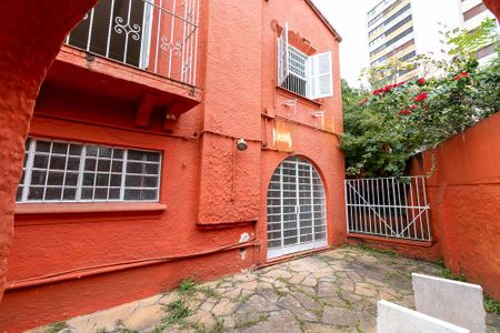 Casa para alugar com 300m², 4 quartos e 1 vagaQuintal