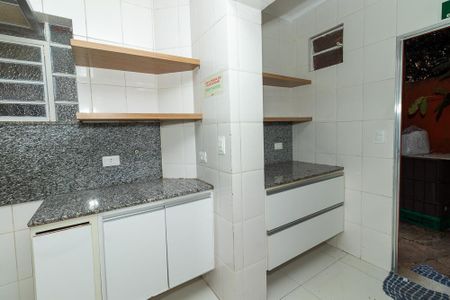 Casa para alugar com 300m², 4 quartos e 1 vagaCozinha