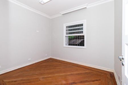 Casa para alugar com 300m², 4 quartos e 1 vagaQuarto 1