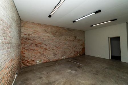 Casa para alugar com 300m², 4 quartos e 1 vagaEdícula