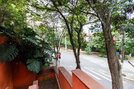 Casa para alugar com 300m², 4 quartos e 1 vagaQuintal - vista