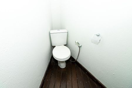 Casa para alugar com 300m², 4 quartos e 1 vagaEdícula - Lavabo 
