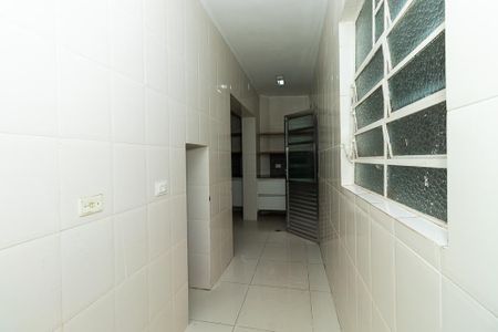 Casa para alugar com 300m², 4 quartos e 1 vagaCozinha - Despensa 