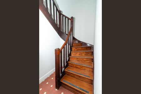 Casa para alugar com 300m², 4 quartos e 1 vagaAcesso andar superior