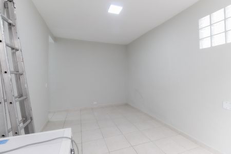 Casa para alugar com 126m², 2 quartos e sem vaga Casa para alugar com 126m², 2 quartos e sem vagaSala