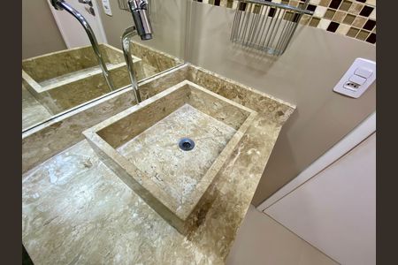 Apartamento para alugar com 60m², 2 quartos e 1 vaga Apartamento para alugar com 60m², 2 quartos e 1 vagaBanheiro