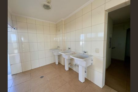 Apartamento para alugar com 60m², 2 quartos e 1 vaga Apartamento para alugar com 60m², 2 quartos e 1 vagaLavanderia