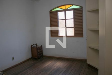 Casa para alugar com 400m², 4 quartos e 10 vagas