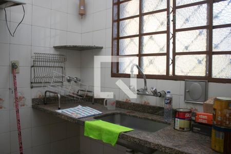 Casa para alugar com 400m², 4 quartos e 10 vagas