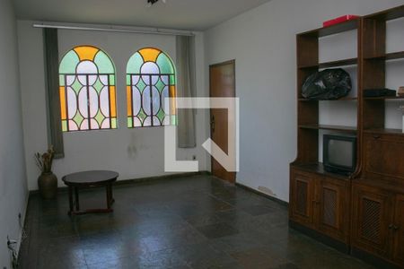 Casa para alugar com 400m², 4 quartos e 10 vagas