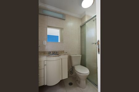 Apartamento para alugar com 52m², 2 quartos e 2 vagas Apartamento para alugar com 52m², 2 quartos e 2 vagasBanheiro da Suíte 1