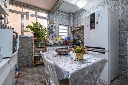 Apartamento à venda com 69m², 2 quartos e sem vaga Apartamento à venda com 69m², 2 quartos e sem vagaCozinha