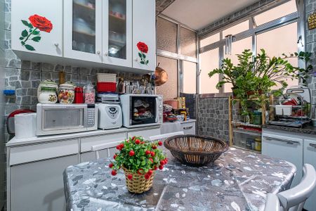 Apartamento à venda com 69m², 2 quartos e sem vaga Apartamento à venda com 69m², 2 quartos e sem vagaCozinha
