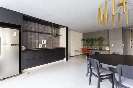 Studio à venda com 27m², 1 quarto e sem vagaÁrea comum - Salão de festas