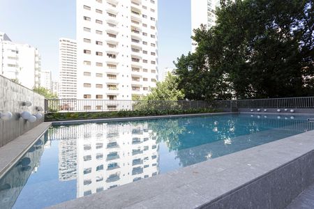 Studio à venda com 27m², 1 quarto e sem vagaÁrea comum - Piscina