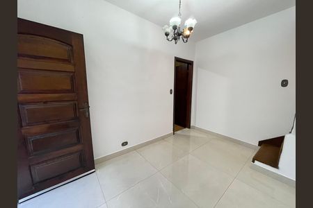 Casa para alugar com 120m², 5 quartos e 2 vagasEdícula - Sala