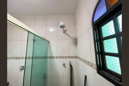 Casa para alugar com 120m², 5 quartos e 2 vagasBanheiro 1