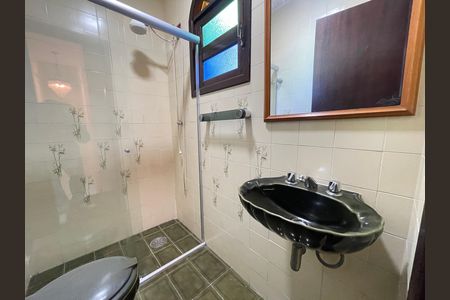 Casa para alugar com 120m², 5 quartos e 2 vagasEdícula - Banheiro