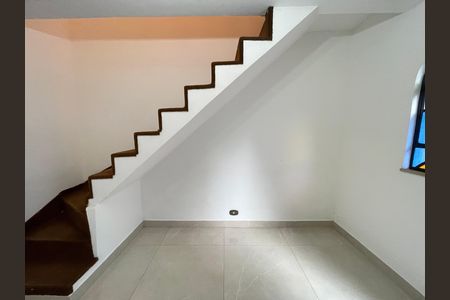 Casa para alugar com 120m², 5 quartos e 2 vagasEdícula - Sala