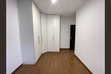 Casa para alugar com 120m², 5 quartos e 2 vagasQuarto 2
