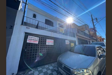 Casa para alugar com 120m², 5 quartos e 2 vagasFachada