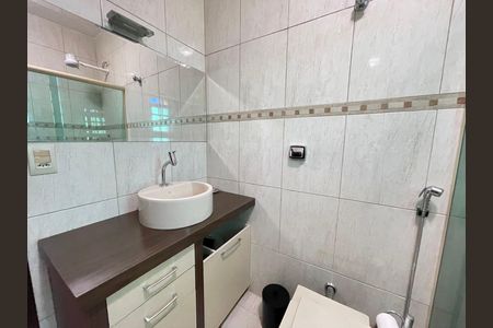 Casa para alugar com 120m², 5 quartos e 2 vagasBanheiro 1