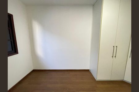 Casa para alugar com 120m², 5 quartos e 2 vagasQuarto 2