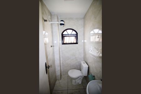 Casa para alugar com 84m², 2 quartos e 1 vagaBanheiro 2
