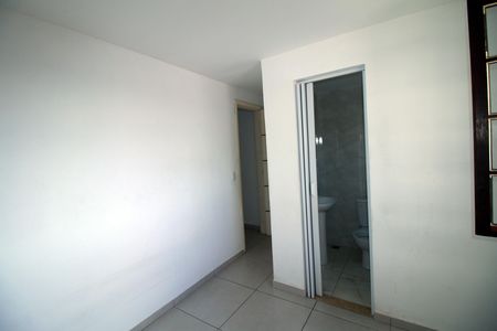 Quarto 2 de casa para alugar com 2 quartos, 84m² em Brás de Pina, Rio de Janeiro